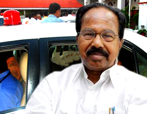 Veerappa Moily Car Accident in Bangalore